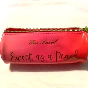 Sweet as a Peach by Too Faced collector case